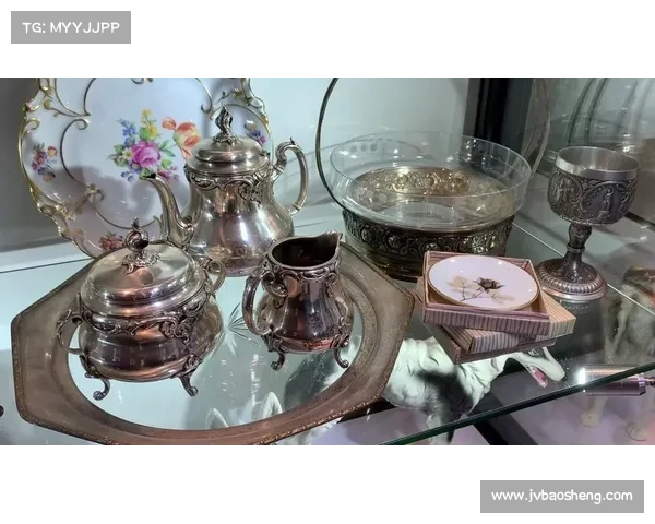 西洋古董洋果子店传统与创新融合的精致艺术与现代转型探索 西洋古董洋果子店传统与创新融合的精致艺术与现代转型探索
